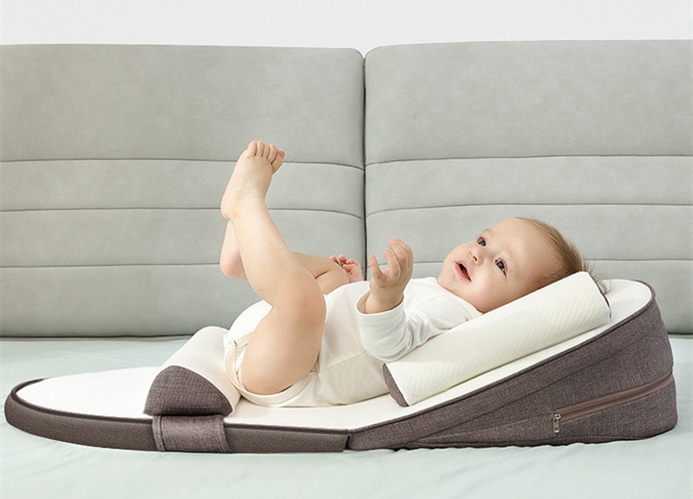 Pure Comfort Baby Lounger – Anti-Roll Design for Supervised Snuggles & Playtime